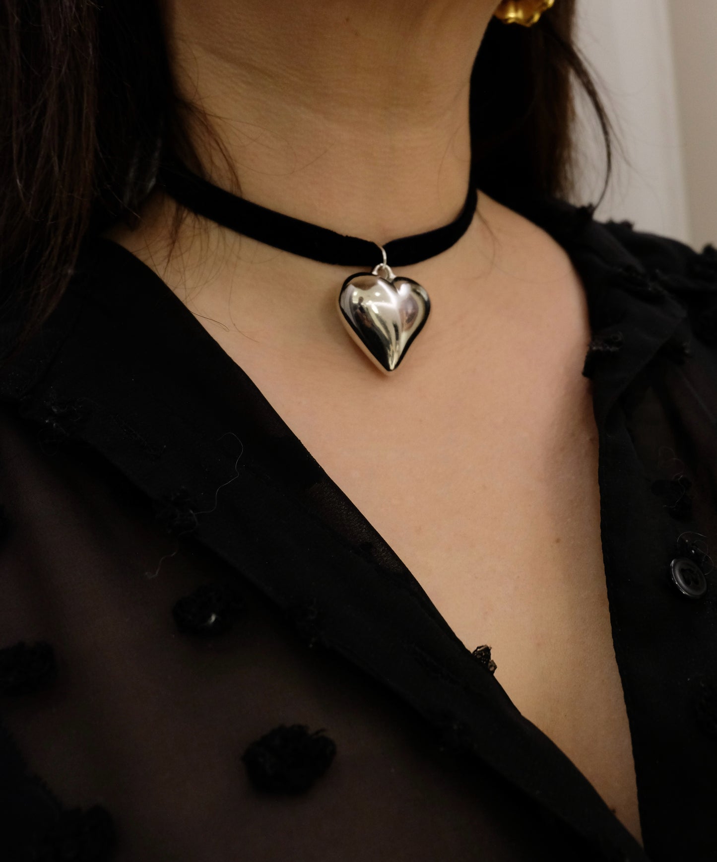 Velvet Heart Choker